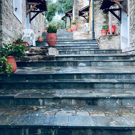 Akontisma Hotel Nea Karvali